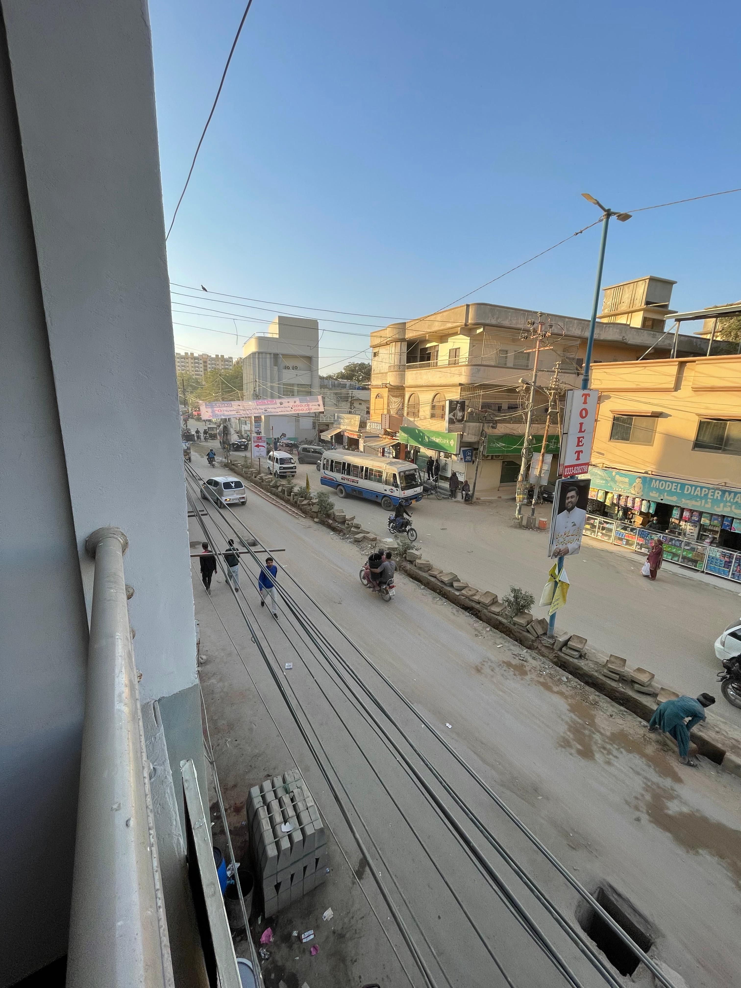 Luxury 3 Bed DD Flat for Sale, Model Colony Karachi