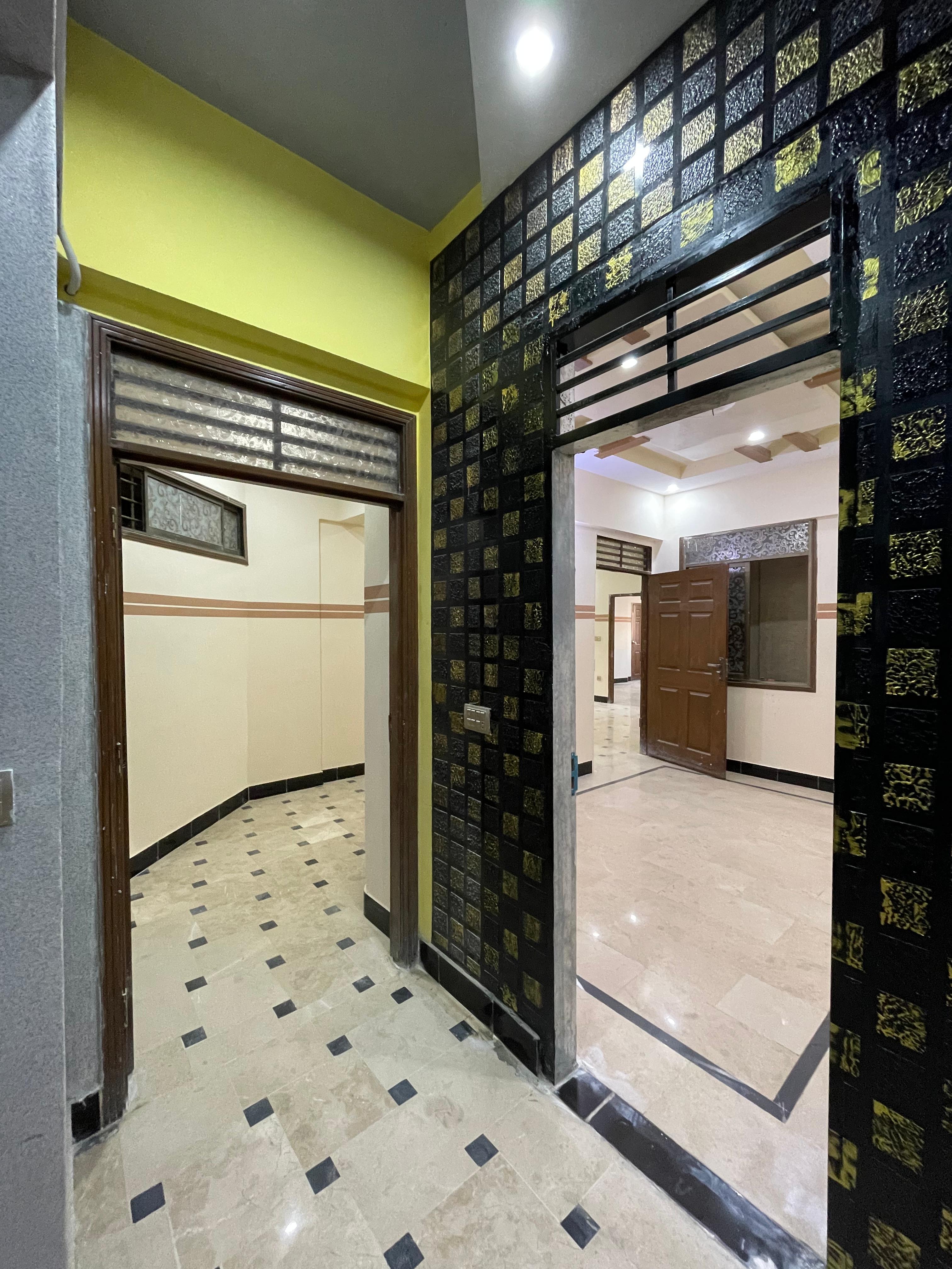 Luxury 3 Bed DD Flat for Sale, Model Colony Karachi